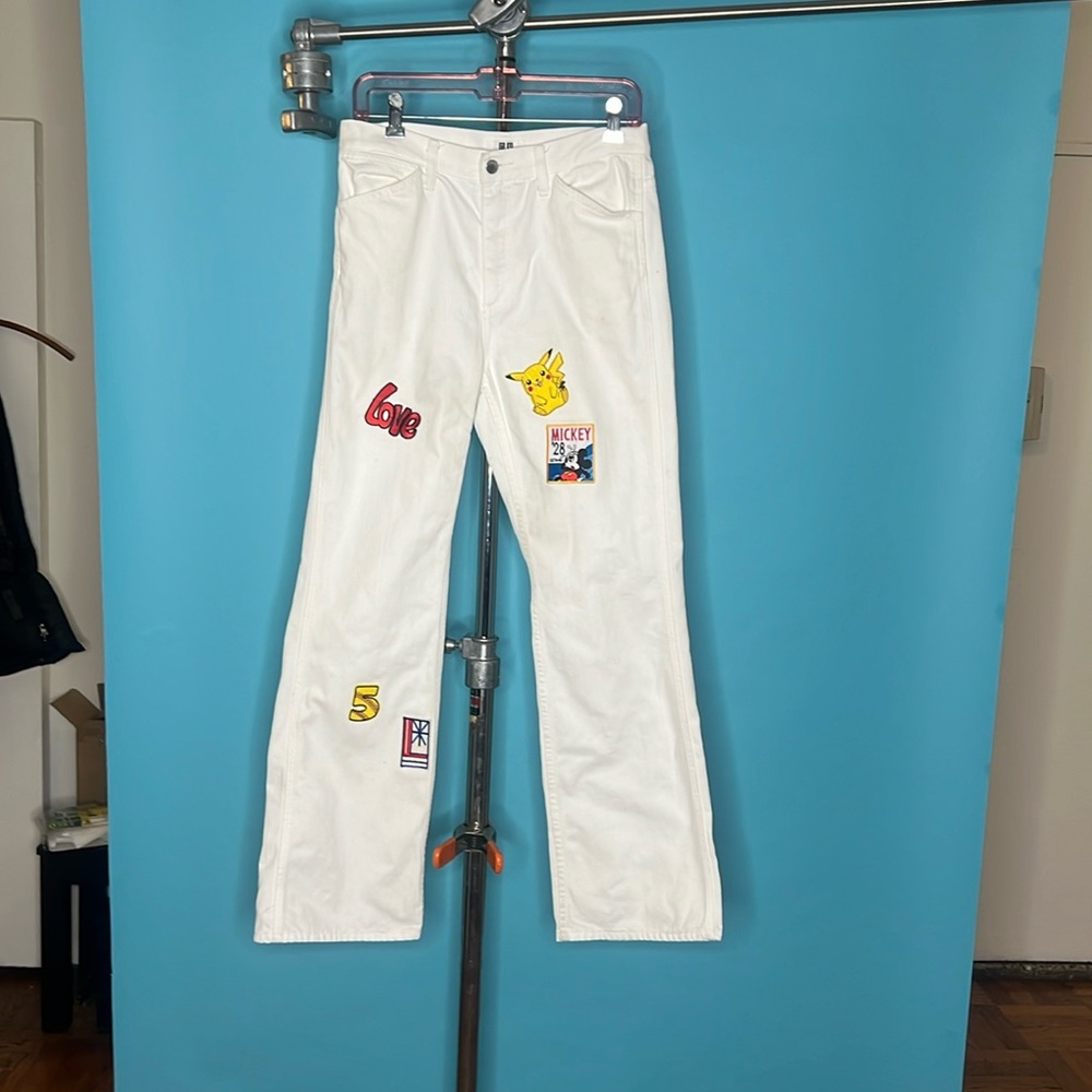 Uniqlo women’s jeans white zipper fly size 26